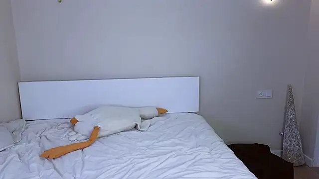 jasmilee online show from 02/11/26, 08:36