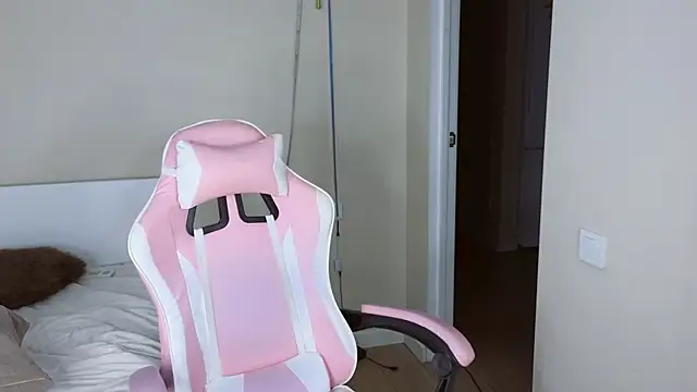 jasmilee online show from 03/31/26, 07:25