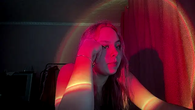 ZoraDearmon online show from 01/06/26, 09:18