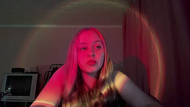 ZoraDearmon online show from 01/11/26, 07:08