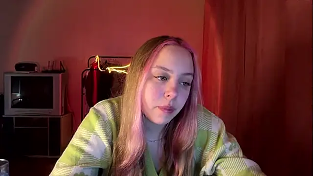 ZoraDearmon online show from 02/13/26, 09:33