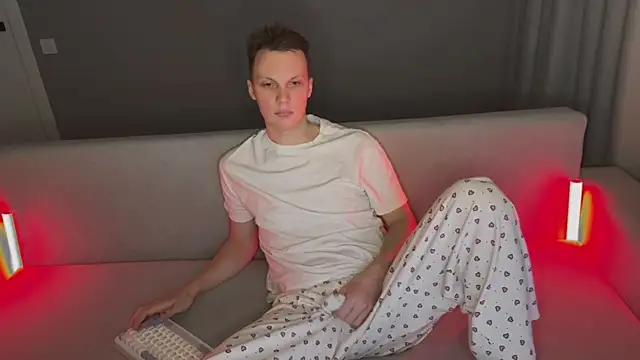 TeddyandMila online show from 01/12/26, 10:59