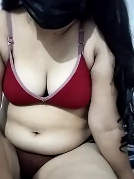 Snapshot of Harshitapatel chatting on 08/07/26, 05:04 Harshitapatel online show from 08/07/26, 05:04