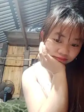 Snapshot of _Bong_02 chatting on 01/13/26, 10:48 Bong 02 online show from 01/13/26, 10:48