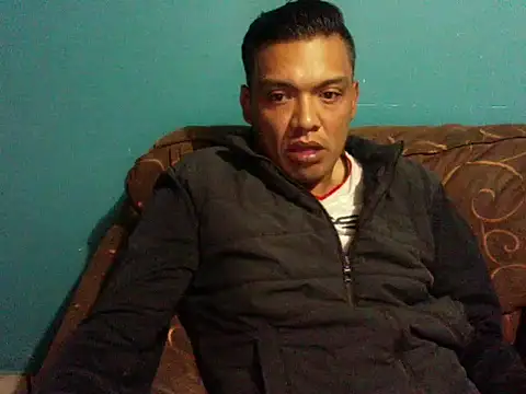 Snapshot of latinomoreno95 chatting on 02/28/26, 01:17 latinomoreno95 online show from 02/28/26, 01:17