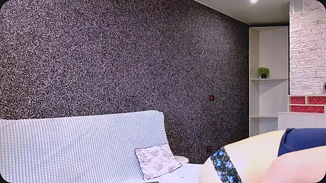 Amanda Luxe online show from 05/23/26, 03:12