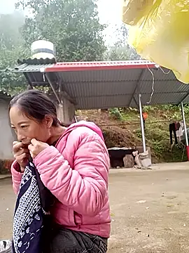 Snapshot of muamua99 chatting on 01/16/26, 01:31 muamua99 online show from 01/16/26, 01:31