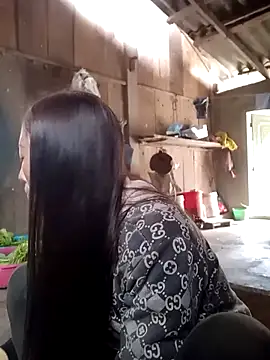 Snapshot of muamua99 chatting on 02/05/26, 04:17 muamua99 online show from 02/05/26, 04:17