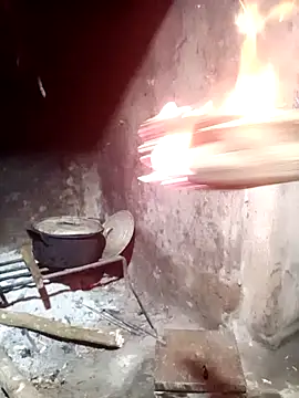 Snapshot of muamua99 chatting on 02/05/26, 10:03 muamua99 online show from 02/05/26, 10:03