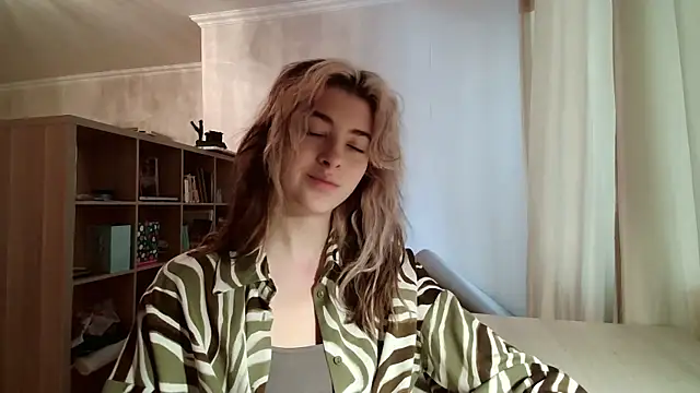 Snapshot of Dia_DeAmas chatting on 03/03/26, 10:43 Dia DeAmas online show from 03/03/26, 10:43