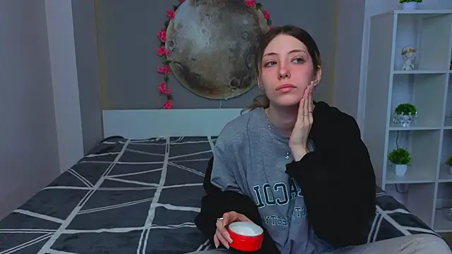 BrianneMallory online show from 02/25/26, 07:18