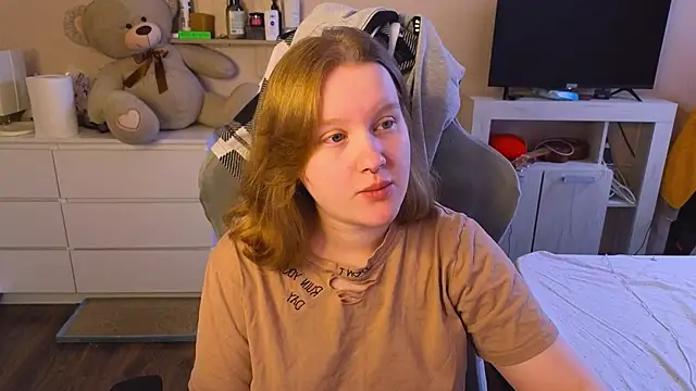 Ol1via online show from 04/08/26, 02:44