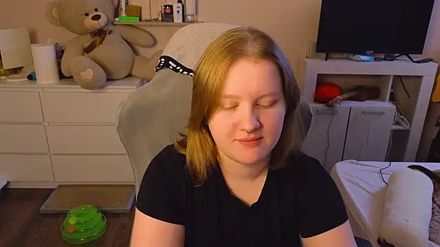 Ol1via online show from 04/10/26, 03:23