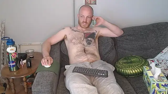 Snapshot of SeanSativa chatting on 06/26/26, 04:55 SeanSativa online show from 06/26/26, 04:55