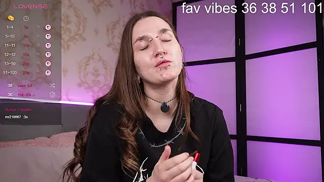 Alice Goth online show from 02/28/26, 06:20