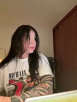 evelynrosess1 online show from 03/28/26, 02:55