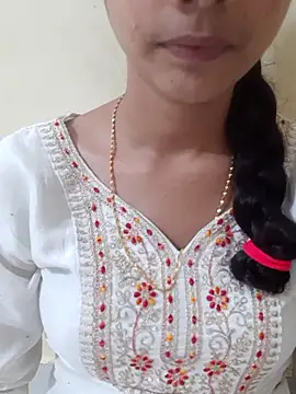 Snapshot of Kanchan7909 chatting on 07/03/26, 04:02 Kanchan7909 online show from 07/03/26, 04:02