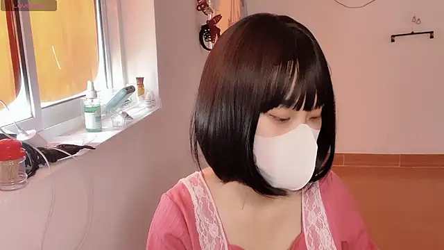 Snapshot of Tieu-May chatting on 02/03/26, 07:13 Tieu-May online show from 02/03/26, 07:13