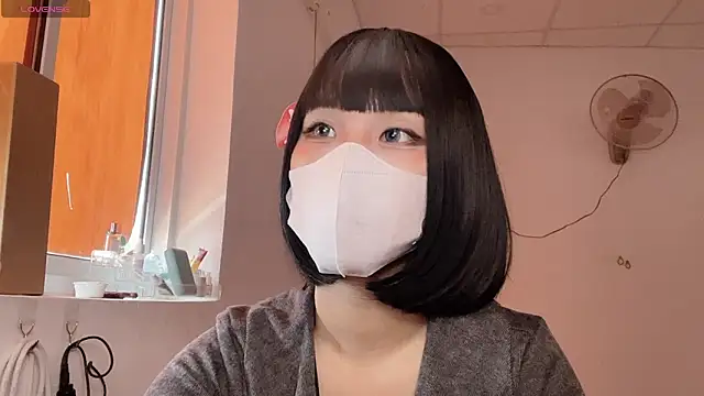 Snapshot of Tieu-May chatting on 02/10/26, 06:50 Tieu-May online show from 02/10/26, 06:50