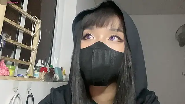 Snapshot of Tieu-May chatting on 02/14/26, 05:21 Tieu-May online show from 02/14/26, 05:21