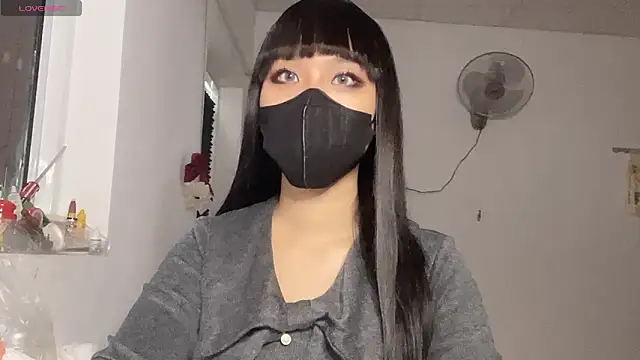 Snapshot of Tieu-May chatting on 03/01/26, 07:54 Tieu-May online show from 03/01/26, 07:54