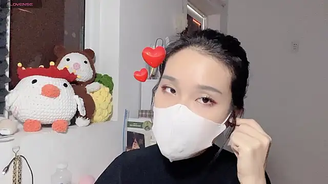 Tieu-May online show from 04/04/26, 06:33