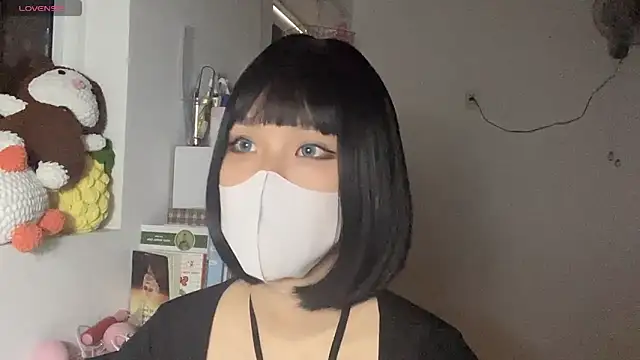 Tieu-May online show from 04/11/26, 07:45