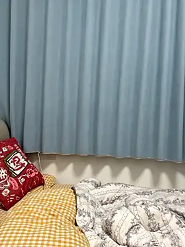 Snapshot of Aweiwei558 chatting on 01/11/26, 01:16 Aweiwei558 online show from 01/11/26, 01:16