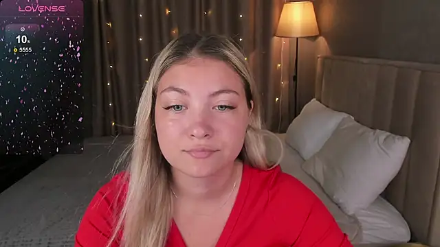 Snapshot of Angel__Grace chatting on 07/17/26, 12:06 Angel Grace online show from 07/17/26, 12:06