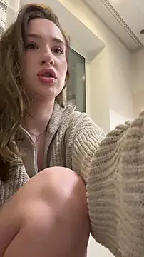 Snapshot of cuteeyesbaby chatting on 01/07/26, 02:03 cuteeyesbaby online show from 01/07/26, 02:03