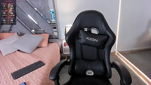 Astrid williams online show from 02/06/26, 02:20