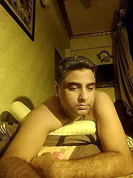 Snapshot of hardnhornybull chatting on 01/11/26, 09:53 hardnhornybull online show from 01/11/26, 09:53