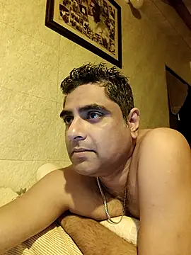 hardnhornybull online show from 04/09/26, 08:58