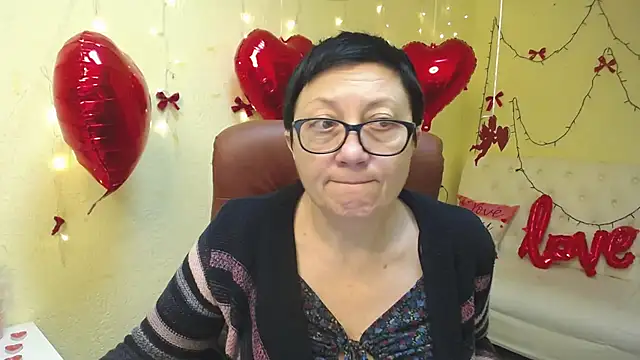 EmilyL0ve online show from 02/06/26, 09:07