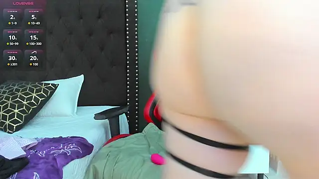 lilith davis online show from 03/31/26, 01:44