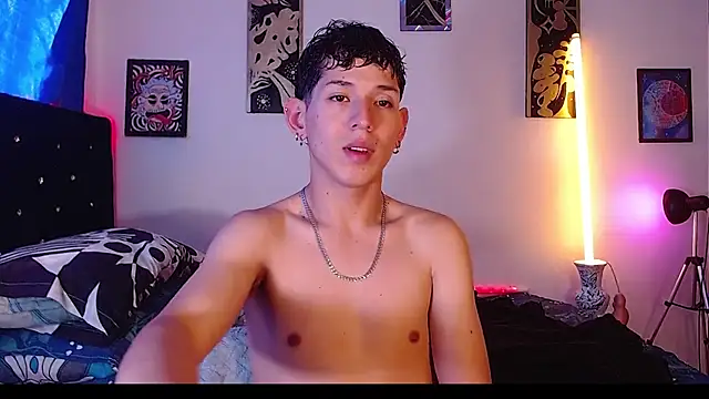 Snapshot of yorsamm_smit chatting on 02/15/26, 09:22 yorsamm smit online show from 02/15/26, 09:22