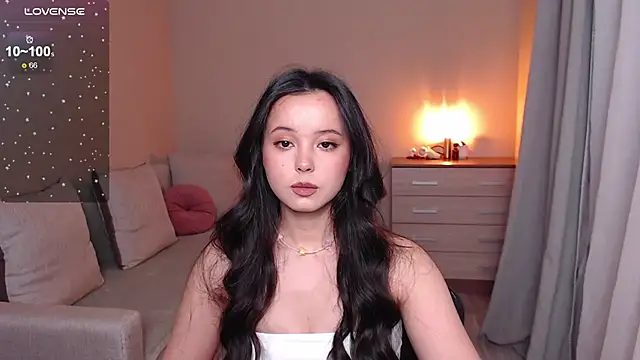 lia hetty online show from 11/21/25, 04:49