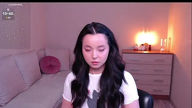 lia hetty online show from 04/13/26, 02:11