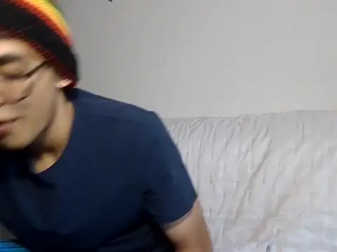 Snapshot of Colombian0baby chatting on 01/11/26, 08:03 Colombian0baby online show from 01/11/26, 08:03