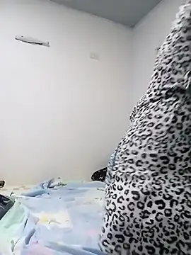 IIv0ryN0IIReX-XX online show from 02/14/26, 10:39