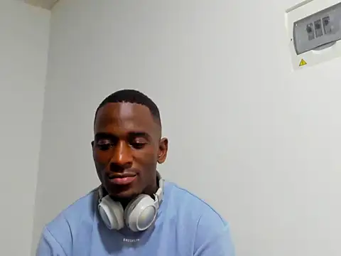 Snapshot of choppa_bbc chatting on 01/14/26, 03:56 choppa bbc online show from 01/14/26, 03:56