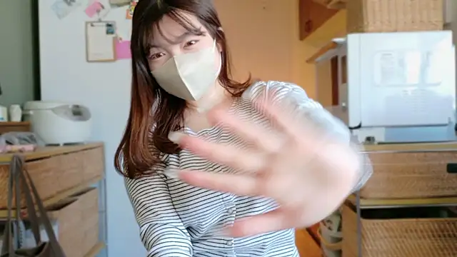   Yui  online show from 01/06/26, 02:59