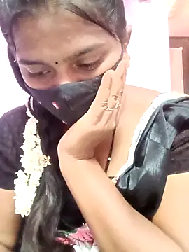 Tamil Hot Anu online show from 04/18/26, 07:01