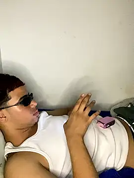 lzinho9153 online show from 02/09/26, 03:10