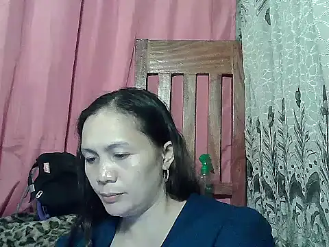 prettymomma24xx online show from 04/15/26, 10:44