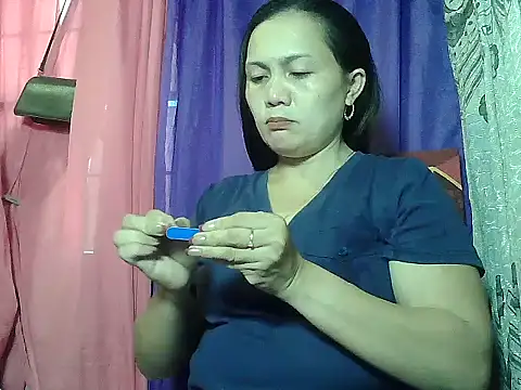 prettymomma24xx online show from 06/04/26, 02:39