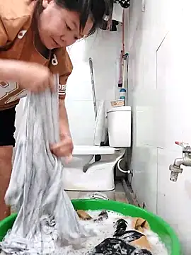 donaaa2 online show from 02/15/26, 02:19