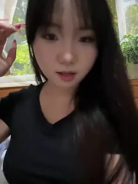 Snapshot of xiaoguai99 chatting on 06/05/26, 10:54 xiaoguai99 online show from 06/05/26, 10:54