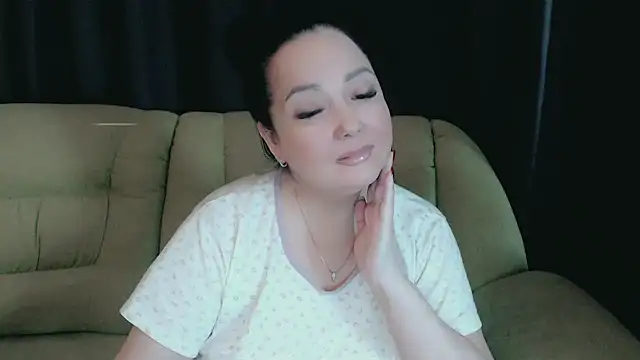 infinity loveliness online show from 02/08/26, 09:23