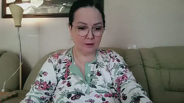 infinity loveliness online show from 04/16/26, 06:47